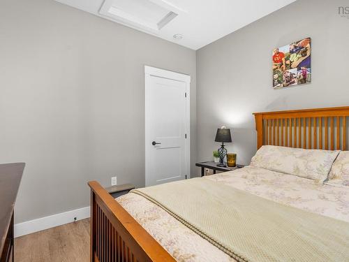 117 Canyon Point Road, Vaughan, NS - Indoor Photo Showing Bedroom