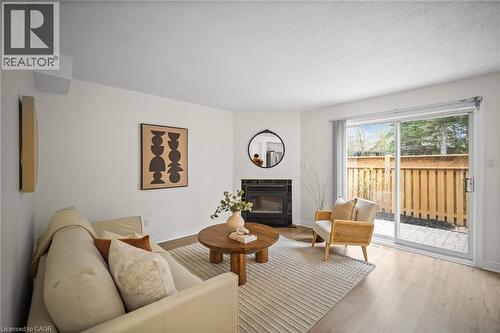 320 Hamilton Drive Unit# 10, Ancaster, ON 