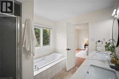 320 Hamilton Drive Unit# 10, Ancaster, ON 