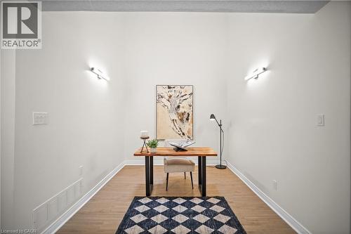 320 Hamilton Drive Unit# 10, Ancaster, ON 