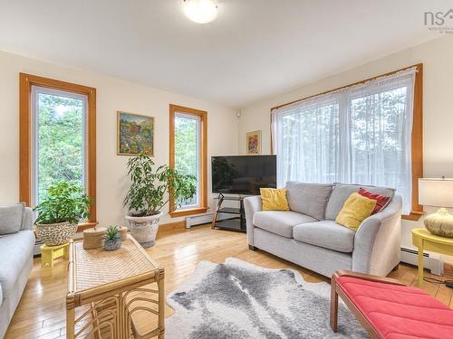 44 Bullfrog Lane, Bear Cove, NS 