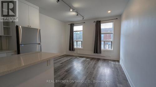 4 - 2199 GERRARD STREET E , Toronto, Ontario M4E 2C6 2