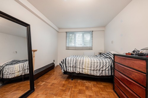 Chambre à coucher - 326 Rue Hepworth, Montréal (Lasalle), QC - Indoor Photo Showing Bedroom