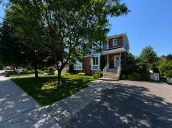 60 Av. Jean-Baptiste-Varin  La Prairie, QC J5R 6E5