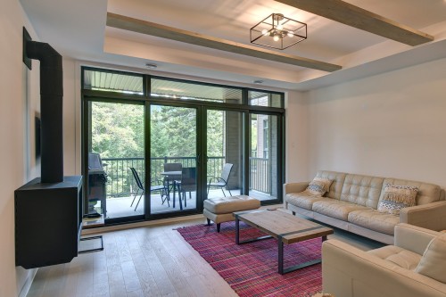 Salon - 102-1000 Allée De Verbier, Mont-Tremblant, QC - Indoor Photo Showing Living Room