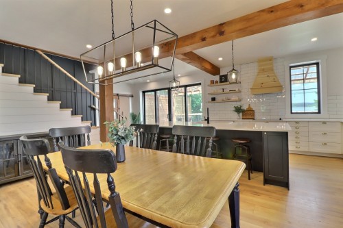 Salle à manger - 364 Av. Privat, Taschereau, QC 