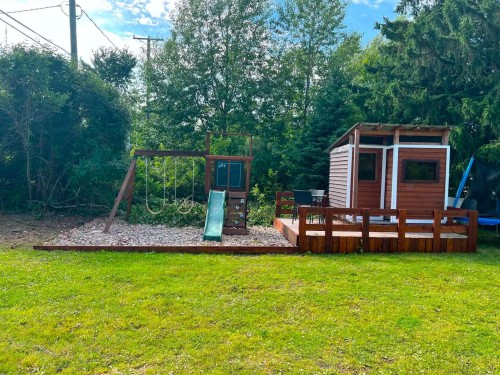 Cour - 364 Av. Privat, Taschereau, QC 