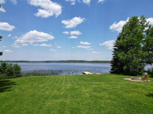 Cour - 364 Av. Privat, Taschereau, QC 