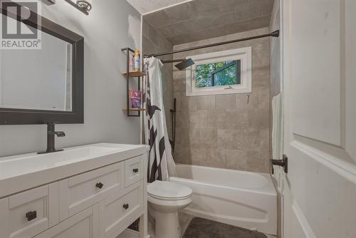9 Cameron Rd, Heyden, ON 