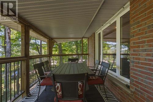 9 Cameron Rd, Heyden, ON 