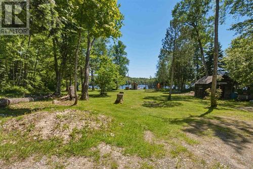 9 Cameron Rd, Heyden, ON 