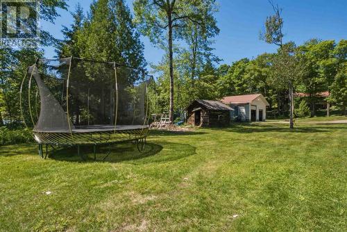9 Cameron Rd, Heyden, ON 