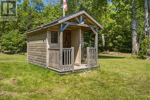 9 Cameron Rd, Heyden, ON 