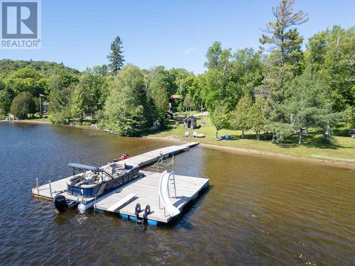 9 Cameron Rd, Heyden, ON 