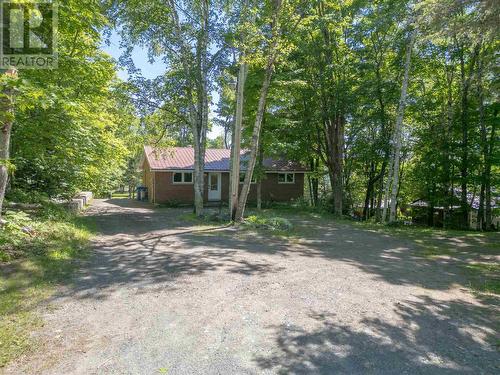 9 Cameron Rd, Heyden, ON 
