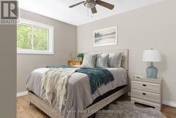 Main floor guest bedroom - 