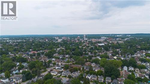 Image quality insufficient for description - 81 Vale Avenue, St. Catharines, ON 