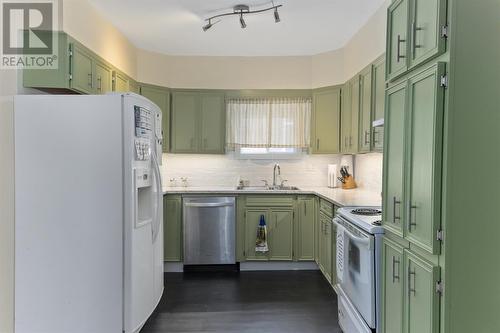 226 Main St, Thessalon, ON - Indoor Photo Showing Kitchen With Double Sink With Upgraded Kitchen