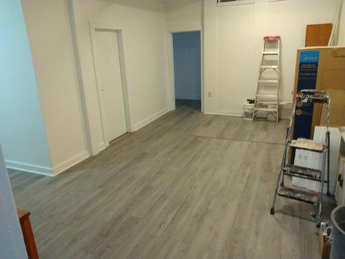 Sedgewick, Alberta - Indoor Photo Showing Other Room