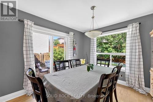 Dinning room over look at the backyard - 191 Yoho Drive, Ottawa, ON 