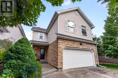 Two-Car Garage Plus Four-Car Driveway - 191 Yoho Drive, Ottawa, ON 
