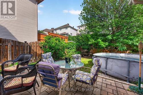 Rock garden and mature tree - 191 Yoho Drive, Ottawa, ON 