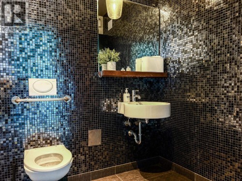 3121 Granville Street, Vancouver, BC 