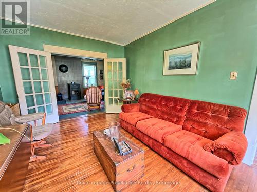 14 County Rd 2 Road, Otonabee-South Monaghan, ON - Indoor Photo Showing Living Room With Fireplace