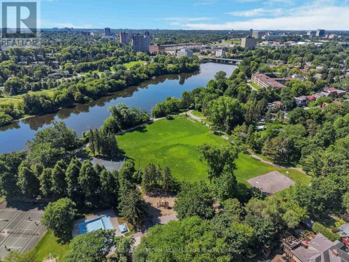 89 Fentiman Avenue, Ottawa, ON 