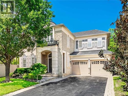 130 INNVILLE Crescent  Oakville, ON L6L 0B8
