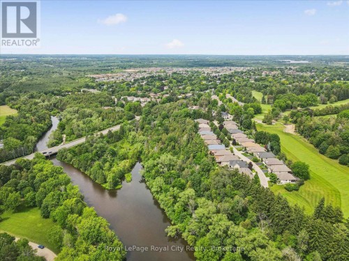 17 FAIRWAY LANE  Guelph (Riverside Park), ON N1E 7A8