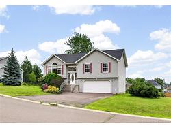 111 Meunier  Dieppe, NB E1A 7W9
