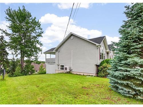 111 Meunier, Dieppe, NB 