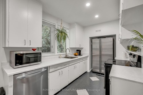 55 Hemford Crescent, Toronto, ON 
