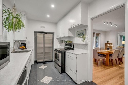 55 Hemford Crescent, Toronto, ON 