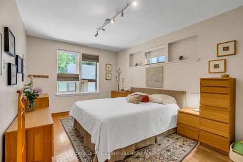 55 Hemford Crescent, Toronto, ON 