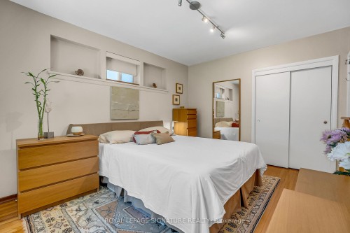 55 Hemford Crescent, Toronto, ON 