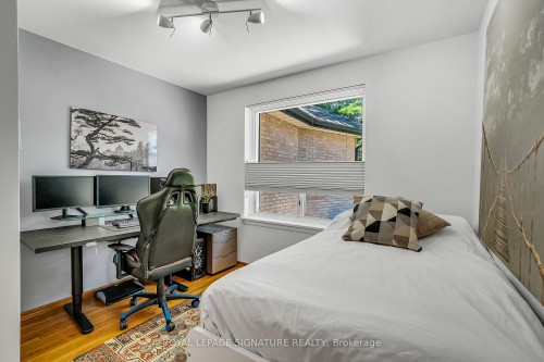 55 Hemford Crescent, Toronto, ON 