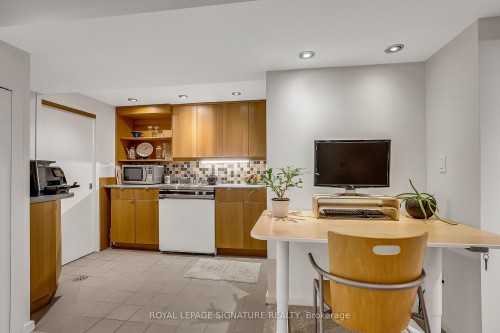 55 Hemford Crescent, Toronto, ON 