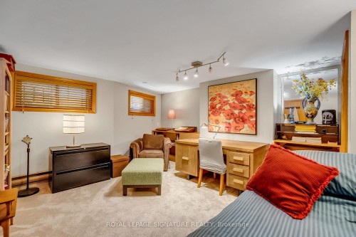 55 Hemford Crescent, Toronto, ON 