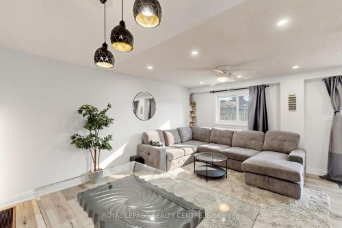 6906 Avila Road, Mississauga, ON 
