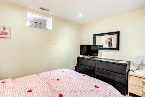 7639 Kittridge Drive, Mississauga, ON 