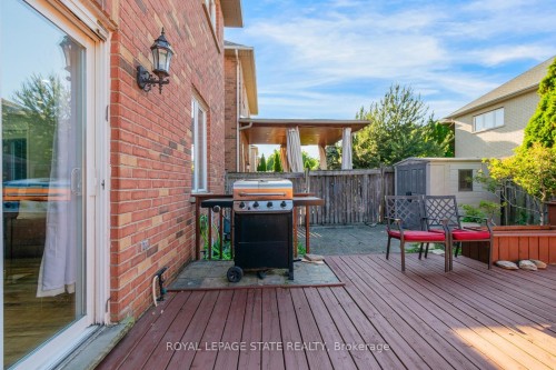 33 Panorama Way, Hamilton, ON 