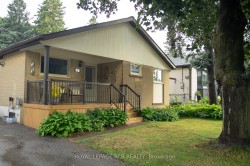 87 Richardson Drive Aurora, ON L4G 1Z4