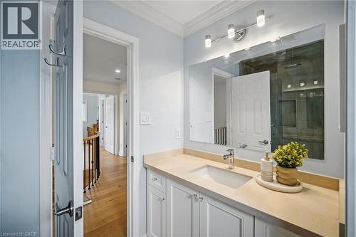 6144 Tenth Line W, Mississauga, ON - Indoor Photo Showing Bathroom