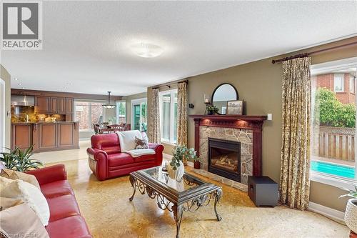 6872 Round Leaf Court, Mississauga, ON 