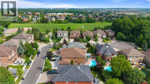 6872 Round Leaf Court, Mississauga, ON 