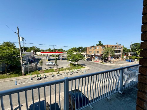 Vue - 2-113 Av. Breton, Laval (Laval-Des-Rapides), QC 
