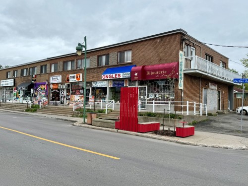 Extérieur - 2-113 Av. Breton, Laval (Laval-Des-Rapides), QC 