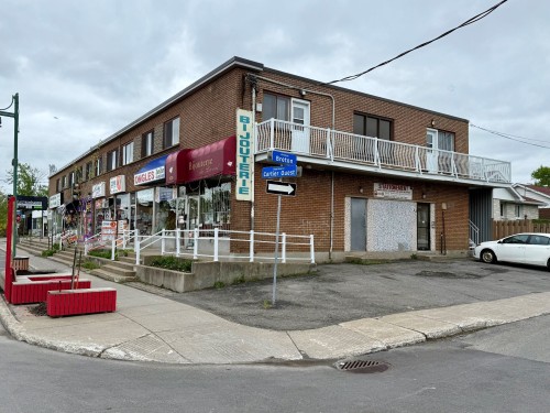 Extérieur - 2-113 Av. Breton, Laval (Laval-Des-Rapides), QC 